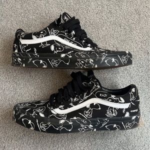 Special Edition Vans Peanuts Comics Old Skool (Black/White)